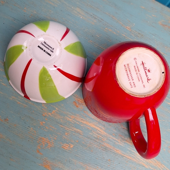 Mug & Peppermint Bowl Santas Cocoa Cup by Hallmark Holiday Christmas Candy Dish - Picture 8 of 12